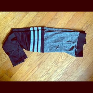 Women’s exercise leggings